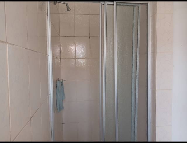 3 BEDROOM FREEHOLD FOR SALE IN LEACHVILLE